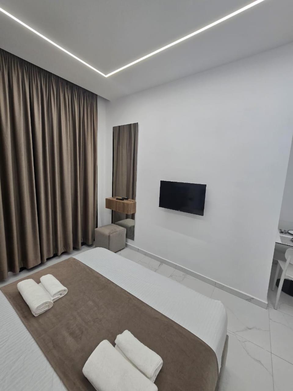 Elite Inn Vlorë 외부 사진