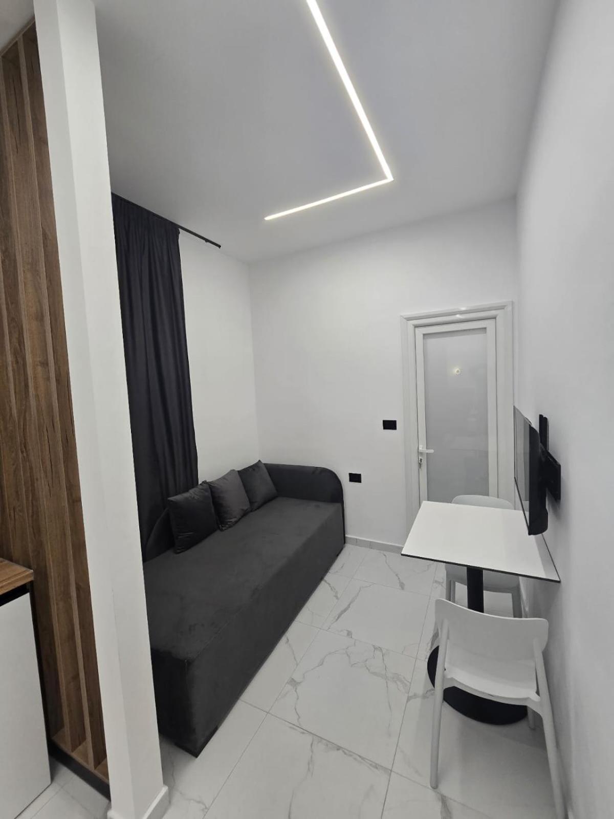 Elite Inn Vlorë 외부 사진