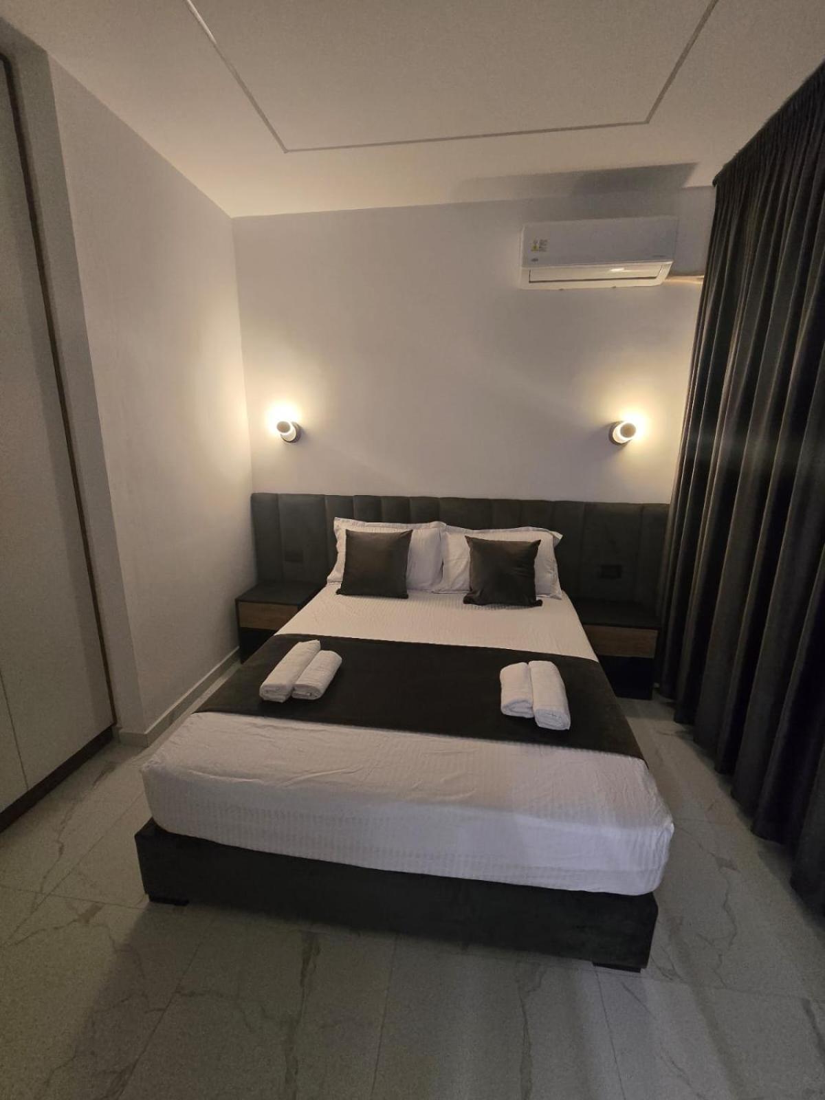 Elite Inn Vlorë 외부 사진