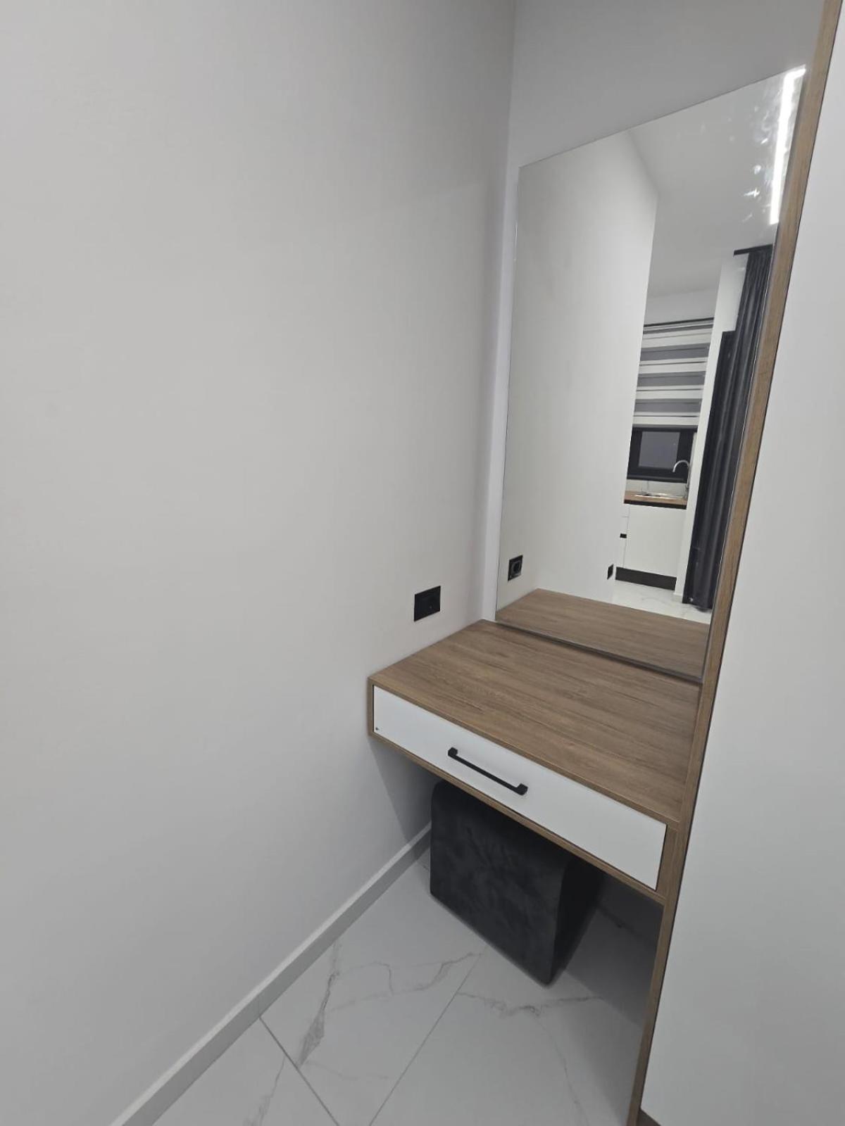 Elite Inn Vlorë 외부 사진